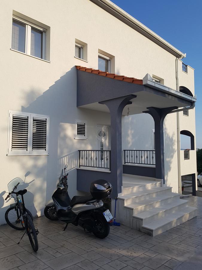 Apartments Kalajica Trogir Eksteriør bilde